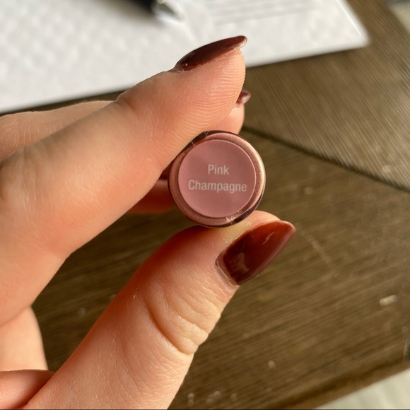 Lipsense Pink Champagne - Picture 4 of 4